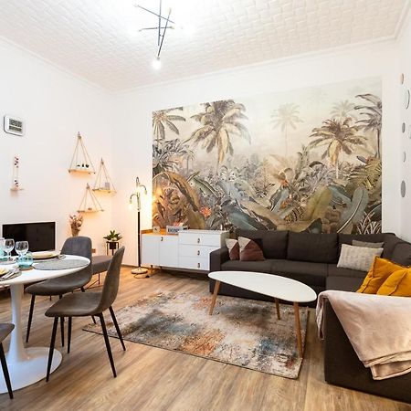 Stylish Modern Apartment Next To New York Cafe Budapest Bagian luar foto